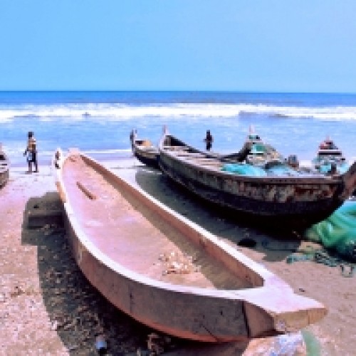 Sea and sails of Ghana - OFIE.ORG